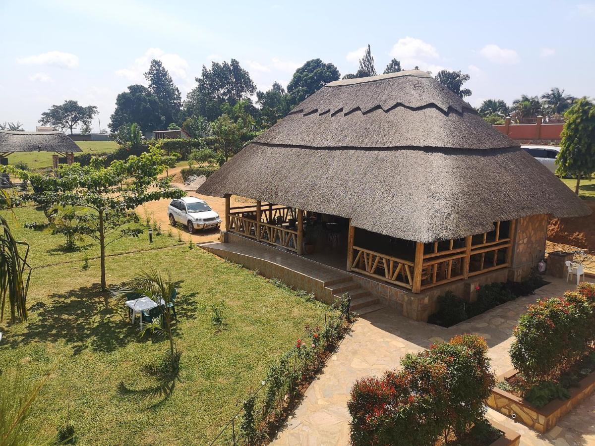 Oslo Gardens Bed & Breakfast Entebbe Dış mekan fotoğraf